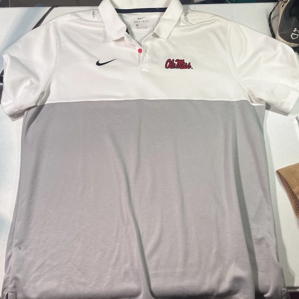 Nike Dri-FIT Mens Ole Miss Rebels Polo Shirt White/Red/grey‎ Size XL EUC